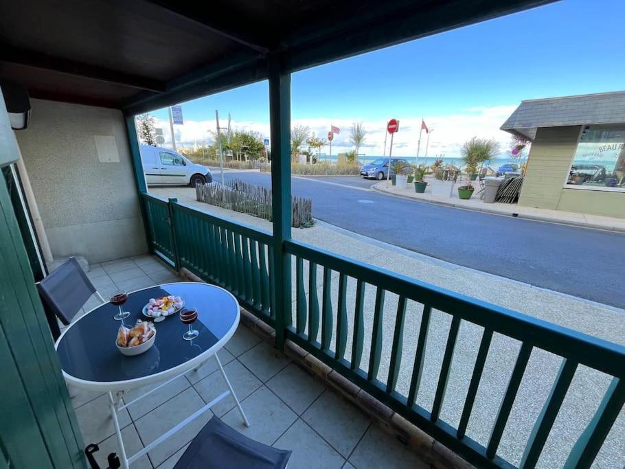 La Passerelle - Terrace And Balcony With Sea View Luc-sur-Mer Extérieur photo